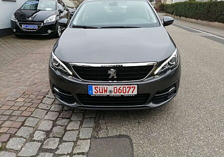 Peugeot 308 Active +Klima+Navigation+Tempomat