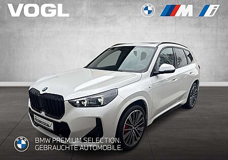BMW X1 xDrive23i Pan. Glasdach LKH Head-Up AHK