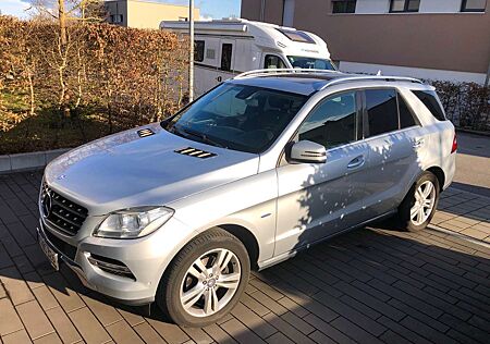 Mercedes-Benz ML 350 BlueTEC 4MATIC 7G-TRONIC Edition 1