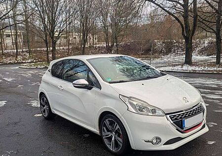 Peugeot 208 GTI 200 THP