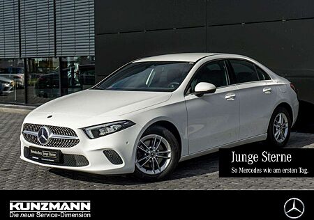 Mercedes-Benz A 200 Limousine Style MBUXNavi Rückfahrkamera