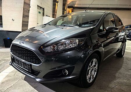 Ford Fiesta Zahnriemen neu/PDC/Sitzheizung/BT/Sheckhe