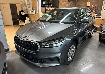 Skoda Fabia TSI Selection/NAVI/PDC/Sitzheizung