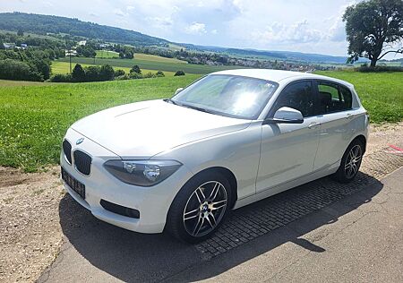 BMW 114 i PDC SHZ RDK ALU