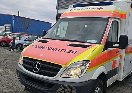 Mercedes-Benz Sprinter RTW Krankenwagen Neuer ATM nur 100 km gelaufen