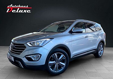 Hyundai Grand Santa Fe Grand Santa 2,2 CRDI 4WD KAMERA-PANORAMA-7-SITZE