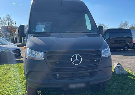 Mercedes-Benz Sprinter 519 CDI AWD L2 (907.653)