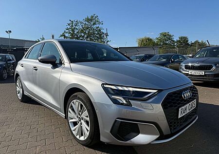 Audi A3 35 TFSI DSG MildHybrid/Leder/Navi/1Hand