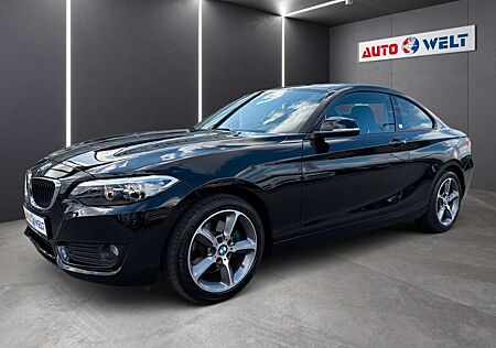 BMW 220 i Coupe Klimaautomatik Parkhilfe Sitzhz