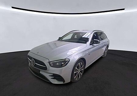 Mercedes-Benz E 300 de T AMG LINE NIGHT/18Z/DISTRONIC+/360°/HuD