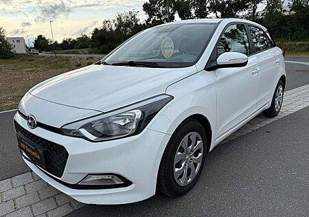 Hyundai i20 Classic 1.2 75 PS 1 HAND GARANTIE