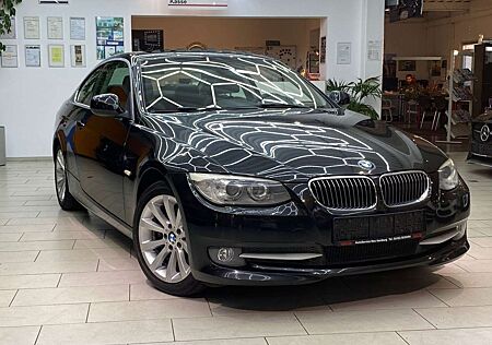 BMW 325 i Coupe Automatik Leder Navi AHK PDC SHZ Sportsitz