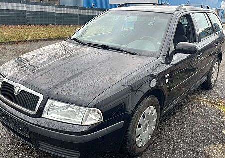 Skoda Octavia Selection TÜV-NEU 03.2026