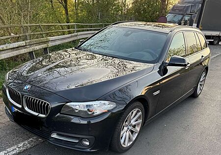 BMW 530d 530 xDrive Touring Aut. Luxury Line