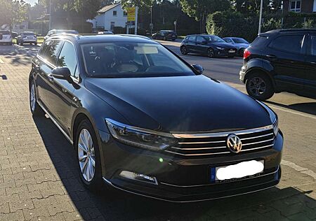 VW Passat Variant Volkswagen 2.0 TDI DSG (BlueMotion Technology) Highline