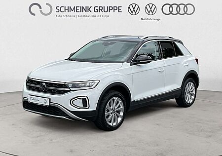 VW T-Roc Volkswagen Style 1.5 TSI DSG Allwetterreifen AHK Navi
