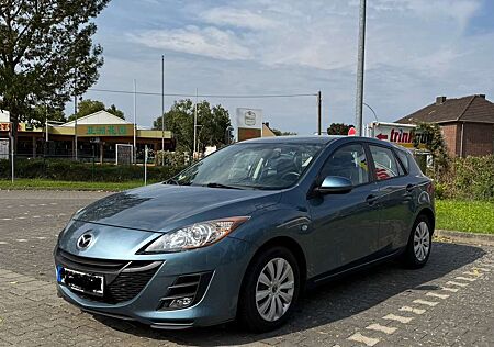 Mazda 3 Exclusive-Line