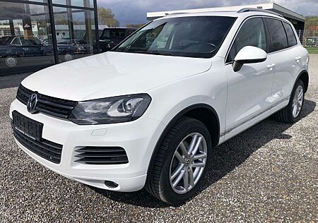 VW Touareg Volkswagen 3.0 V6 TDI Tiptronic*AHK*Bi-Xenon*Pano*NAVI*PDC*