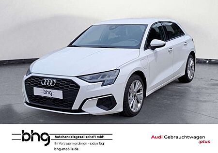 Audi A3 40TFSI e Stronic Kamera Sitzheizung