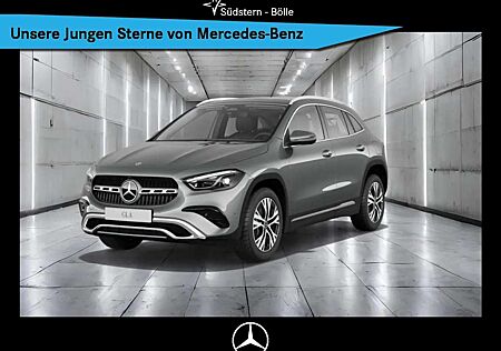 Mercedes-Benz GLA 250 4M PROGRESSIVE+PANO+AHK+DISTRONIC