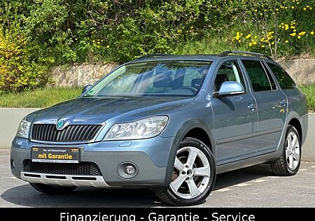 Skoda Octavia 2.0 TDI Combi Scout 4X4/AHK/WENIG KM/TÜV