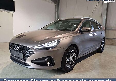 Hyundai i30 Kombi Smart Plus Edition 1.5 T-GDI 160 PS DCT N...