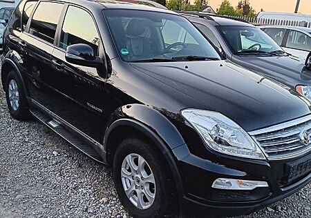 SsangYong Rexton W 2.2 e-XDi 220 4WD Automatik Sapphire