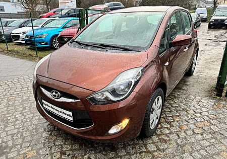 Hyundai ix20 1-Hand Scheckheft 8-fach bereift