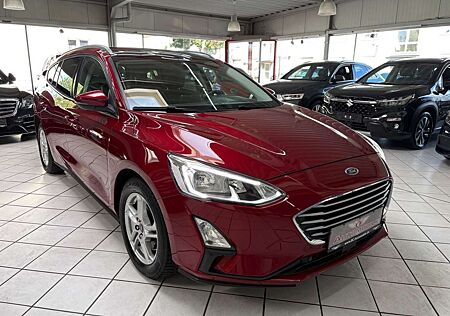 Ford Focus Turnier Cool & Connect PANO NAVI SHZ