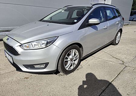 Ford Focus Turnier 1.5 TDCi, 2017, Automatik, TÜV, TOP