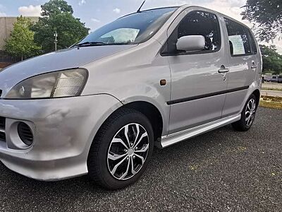 Daihatsu YRV 1.3 Pur