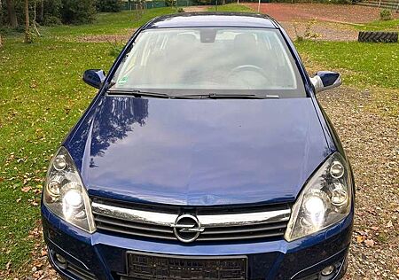 Opel Astra h 2004