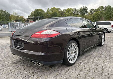 Porsche Panamera S