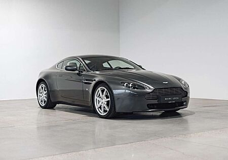 Aston Martin V8 Vantage V8 4.3l Sportshift 1.Hand