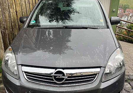 Opel Zafira 1.8 Family