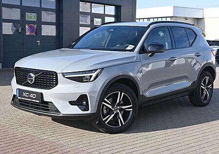 Volvo XC 40 XC40 B3 DKG Plus Dark*FSHZG*360°*ACC
