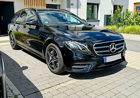 Mercedes-Benz E 300 de T 9G-TRONIC AMG Line