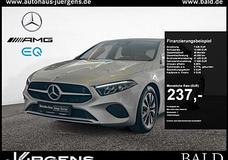 Mercedes-Benz A 180 Navi/MBUX/LED/Kamera/Park-Assist/SHZ/16'