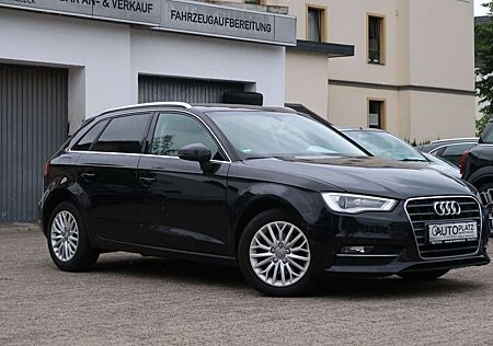 Audi A3 2.0TDI Sportback *XENON *NAVI *TEILLEDER *ALU