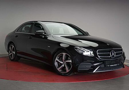 Mercedes-Benz E 300 d 9G-Tronic AMG Navi/Temp/Kamera/Side