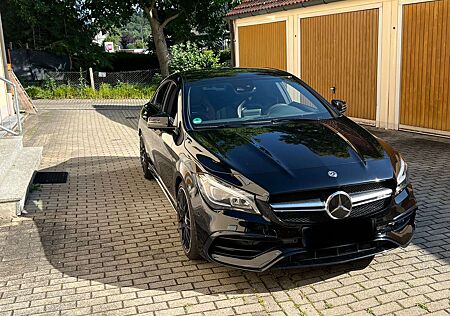 Mercedes-Benz CLA 45 AMG AMG CLA 45 4Matic AMG Speedshift DCT 7G