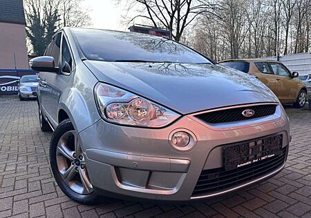 Ford S-Max Titanium*SHZ/PDC/AHK/MFL/NAVI/1.Hd/TÜV NEU