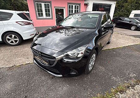 Mazda 2 Lim. Center-Line