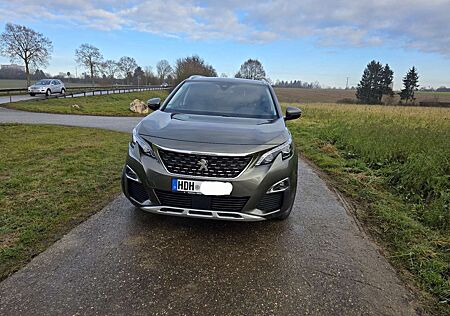 Peugeot 5008 THP 165 EAT6 Allure