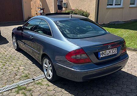 Mercedes-Benz CLK 200 CLK Coupe 200 Kompressor Automatik Avantgarde