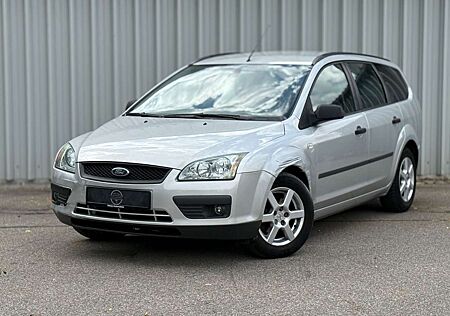 Ford Focus Kombi 1.6 101PS (*KLIMA*TEMPOMAT*)