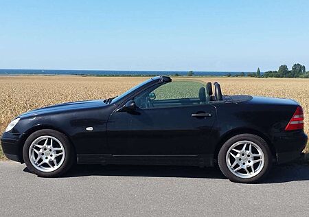 Mercedes-Benz SLK 200