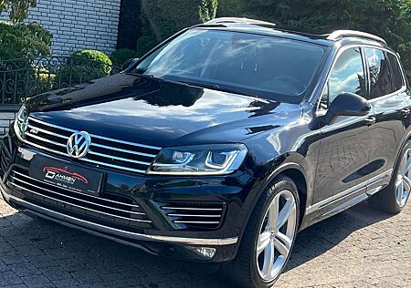 VW Touareg Volkswagen V6 TDI*R-Line*Pano*Terrain Tech 4Motion