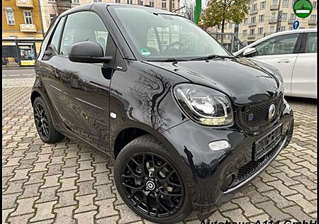 Smart ForTwo Cabrio EQ / TEMPOMAT/ NAVI / COOL & MEDIA