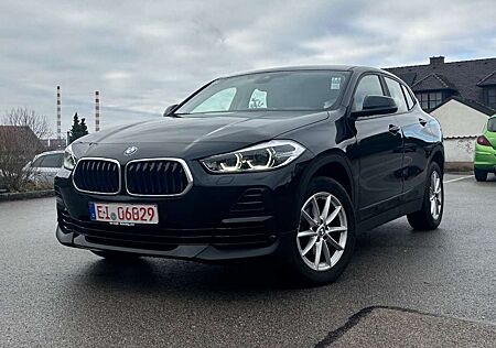 BMW X2 16d Sport-Line-SHZ-Navi-RKamer-Head.U-Dis-LED